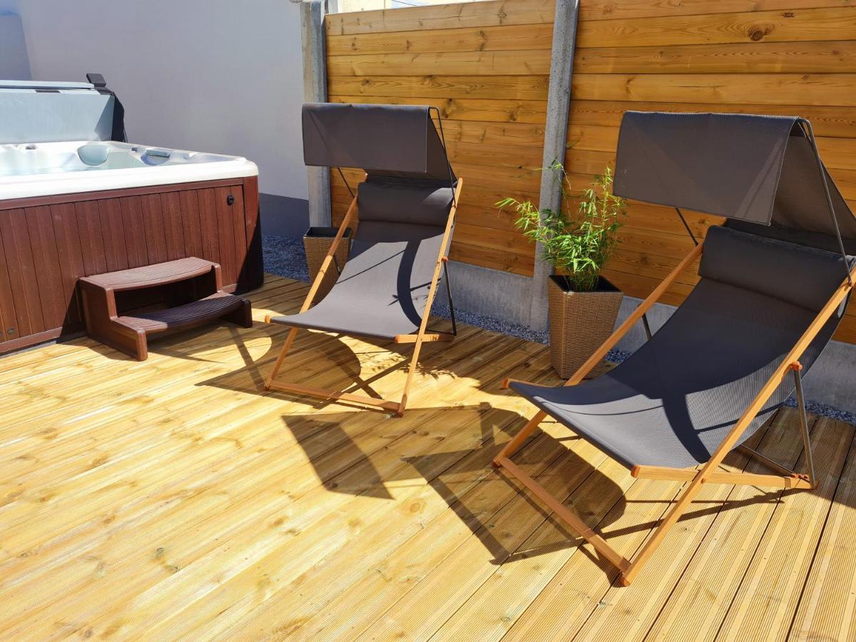 A Fleur De Spa : Maison Chaleureuse Avec Spa Privatif Et Billard. Coulogne Eksteriør billede