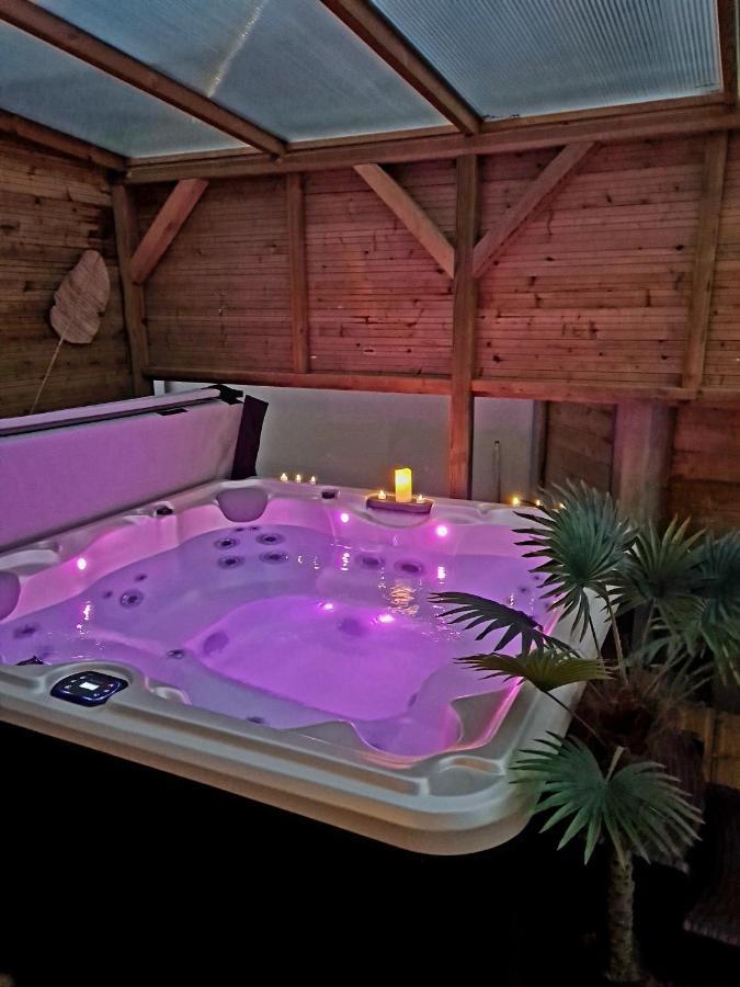 A Fleur De Spa : Maison Chaleureuse Avec Spa Privatif Et Billard. Coulogne Eksteriør billede